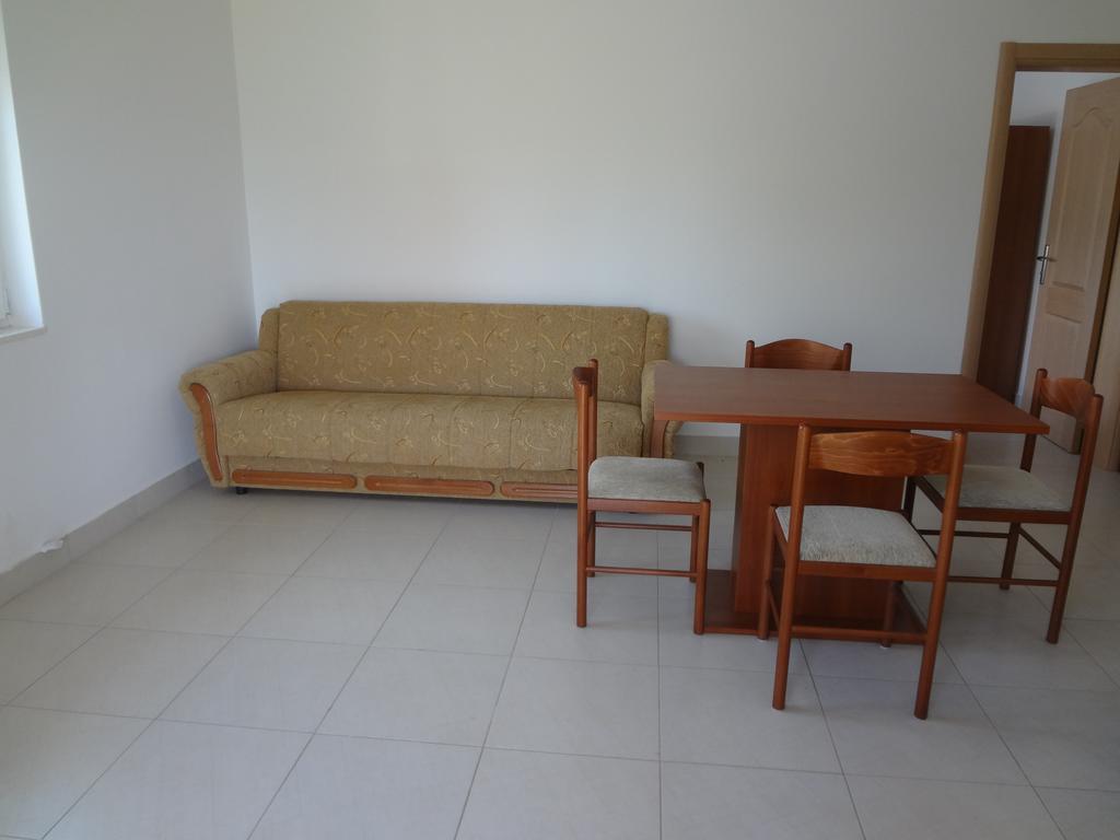 Apartments Franov Bibinje Kamer foto