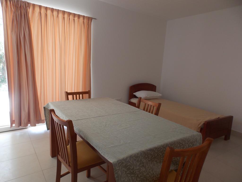Apartments Franov Bibinje Kamer foto